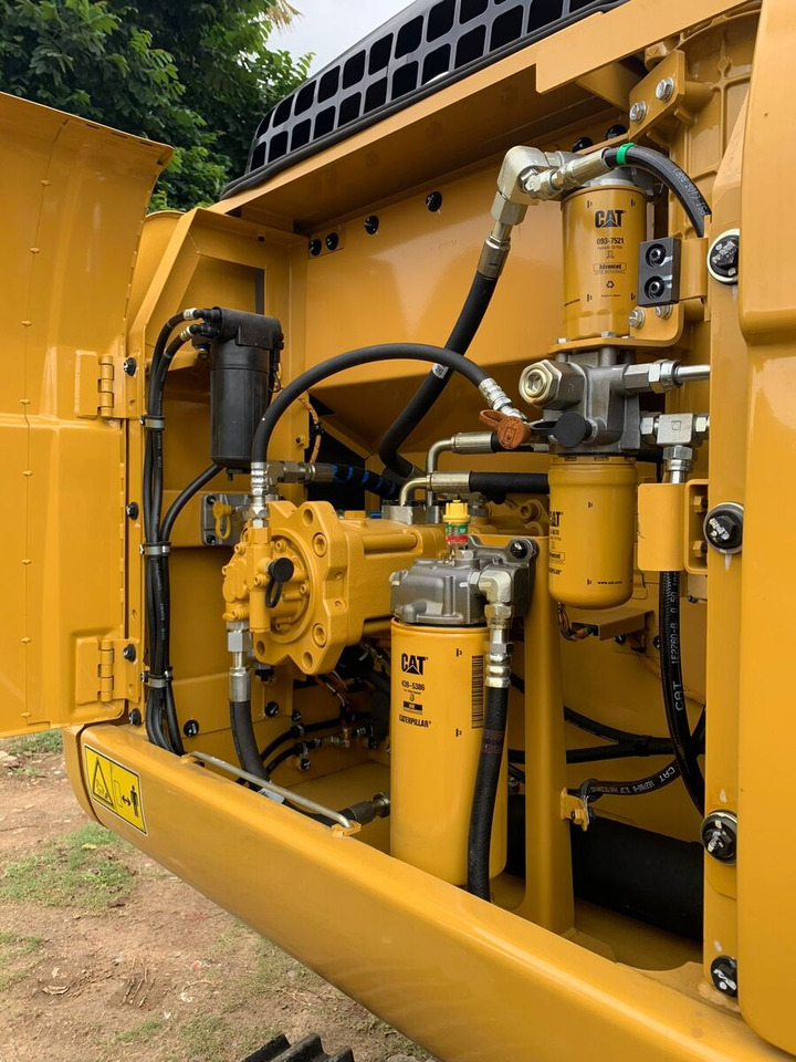 New Caterpillar 323D3 tracked excavator - حفارات زحافة: صور 3 New Caterpillar 323D3 tracked excavator - حفارات زحافة: صور 3