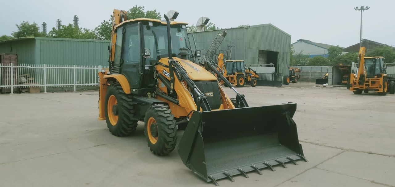 New JCB 3CX backhoe loader - حفار متعدد الاستخدام: صور 5 New JCB 3CX backhoe loader - حفار متعدد الاستخدام: صور 5