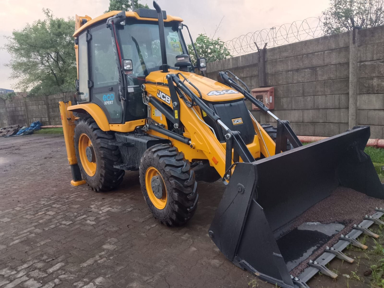 New JCB 3DX backhoe loader - حفار متعدد الاستخدام: صور 2 New JCB 3DX backhoe loader - حفار متعدد الاستخدام: صور 2