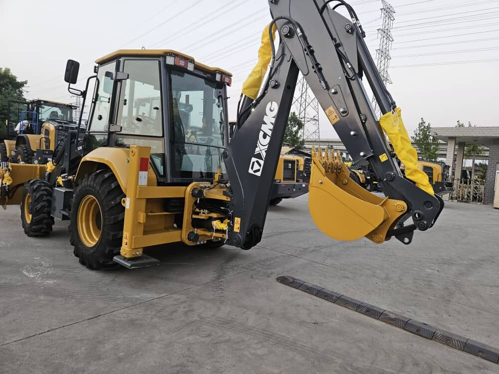 New XCMG XC870HK backhoe loader - حفار متعدد الاستخدام: صور 2 New XCMG XC870HK backhoe loader - حفار متعدد الاستخدام: صور 2