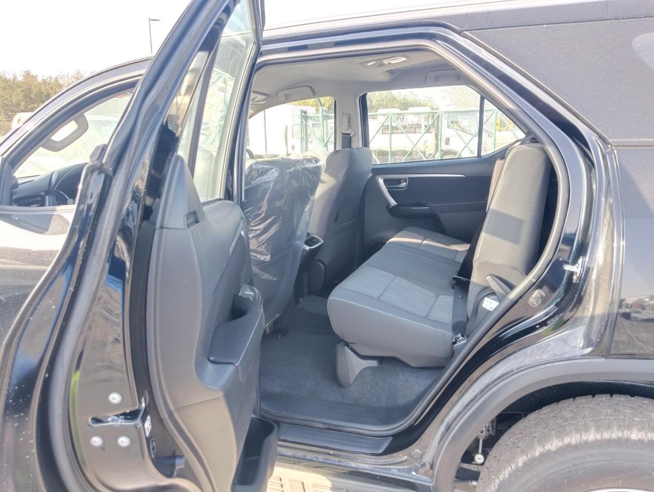 سيارة جديد TOYOTA 2.7L SR5: صور 6