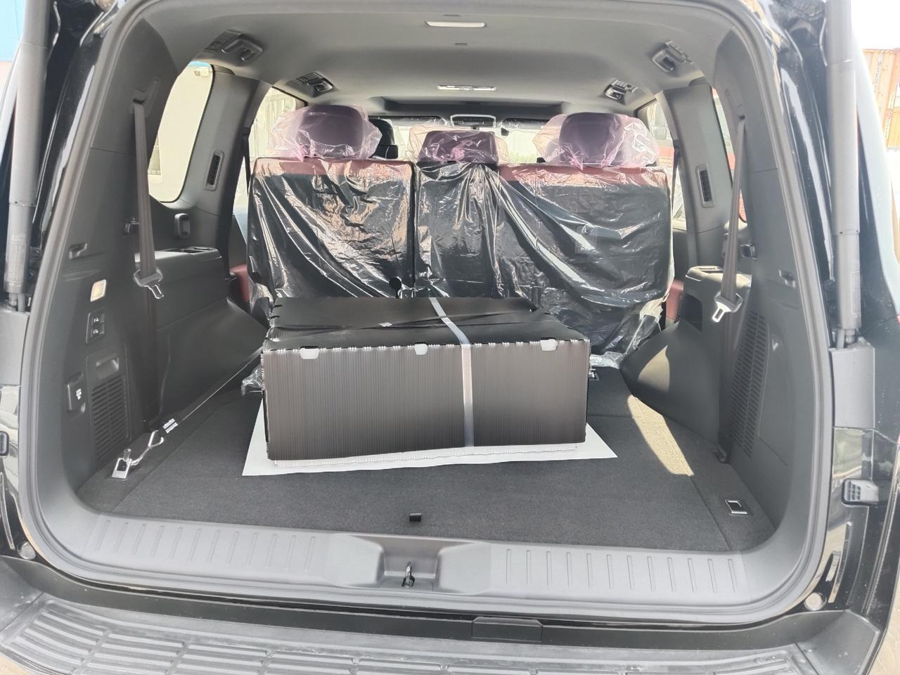 Toyota Land Cruiser VXR - سيارة: صور 5 Toyota Land Cruiser VXR - سيارة: صور 5