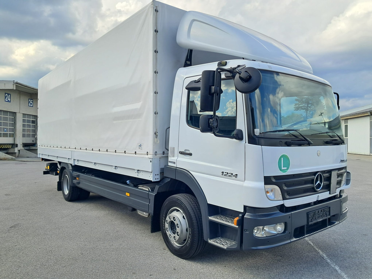 MERCEDES-BENZ ATEGO 12 24 Plane LBW | Klima | Schaltgetriebe - شاحنة ستارة: صور 2 MERCEDES-BENZ ATEGO 12 24 Plane LBW | Klima | Schaltgetriebe - شاحنة ستارة: صور 2