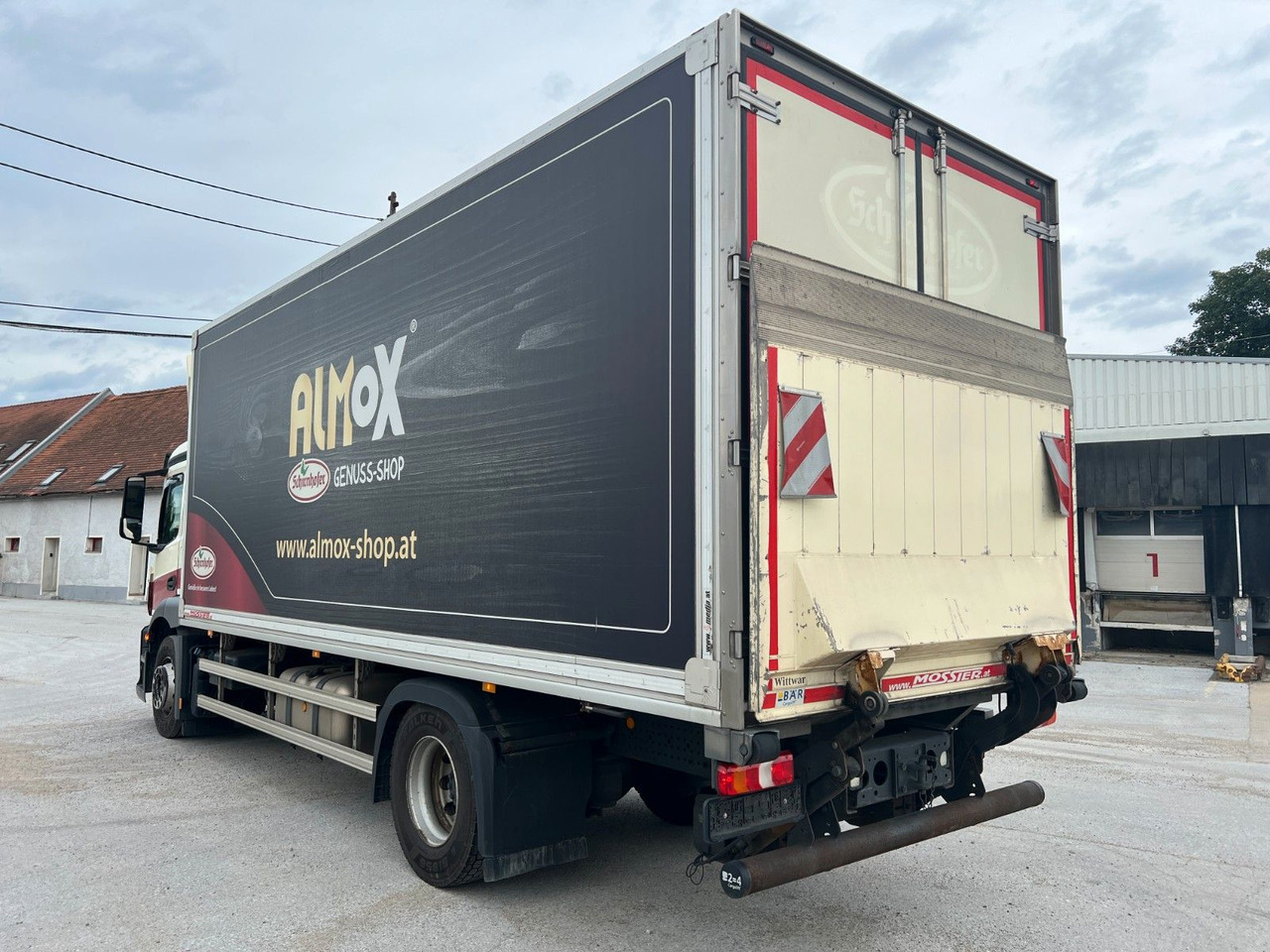 Mercedes-Benz Antos 1833 Kühlkoff LBW | Standheizung | Euro 6 - مبردة شاحنة: صور 5 Mercedes-Benz Antos 1833 Kühlkoff LBW | Standheizung | Euro 6 - مبردة شاحنة: صور 5