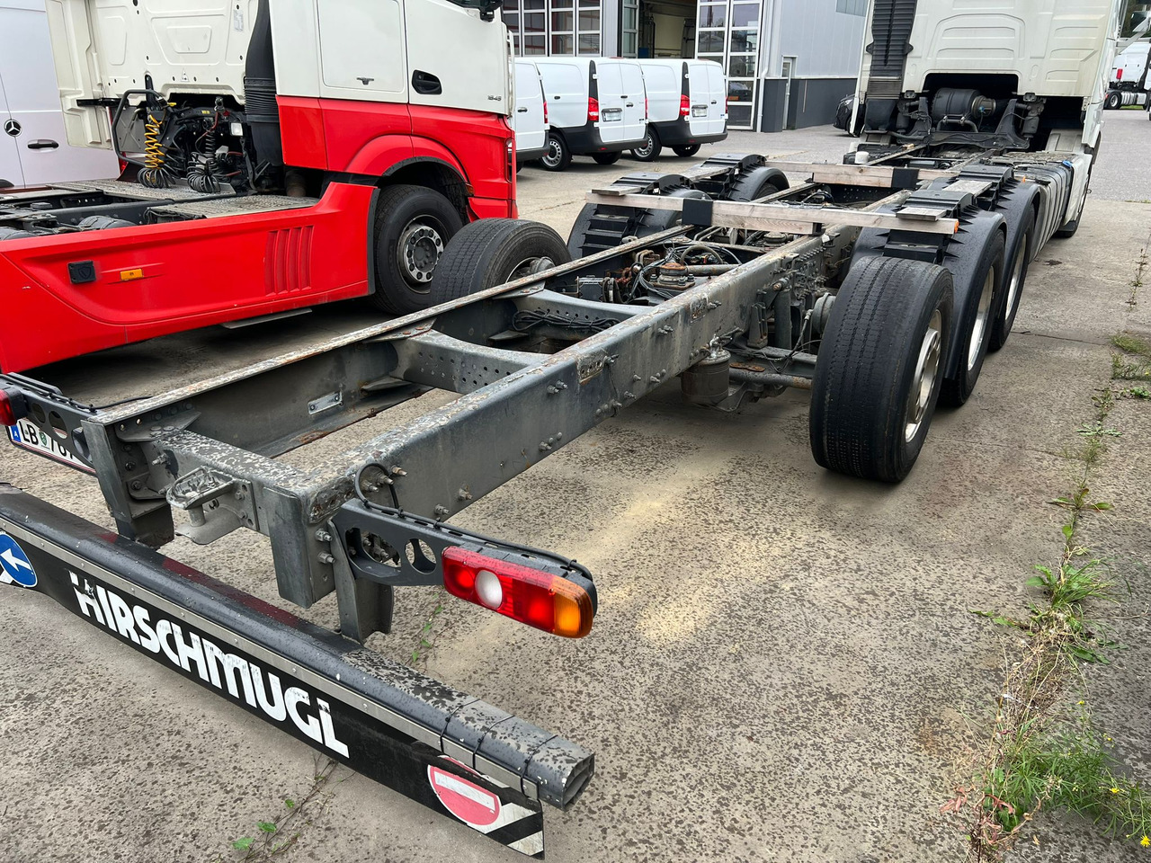 VOLVO FH 540 8x4 Fahrgestell - الشاسيه شاحنة: صور 4 VOLVO FH 540 8x4 Fahrgestell - الشاسيه شاحنة: صور 4