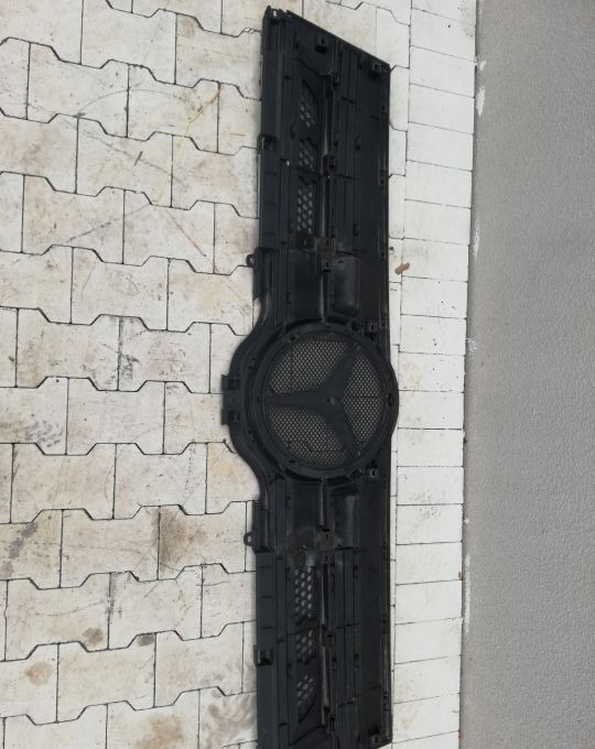 ATRAPA GRILL MERCEDES ACTROS MP4 ORYGINAŁ - جلوپنجره - شاحنة: صور 4 ATRAPA GRILL MERCEDES ACTROS MP4 ORYGINAŁ - جلوپنجره - شاحنة: صور 4