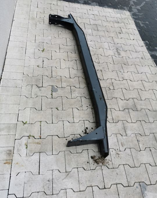 BELKA ZDERZAKA DAF LF EURO6 - كأس مترعة - شاحنة: صور 2 BELKA ZDERZAKA DAF LF EURO6 - كأس مترعة - شاحنة: صور 2