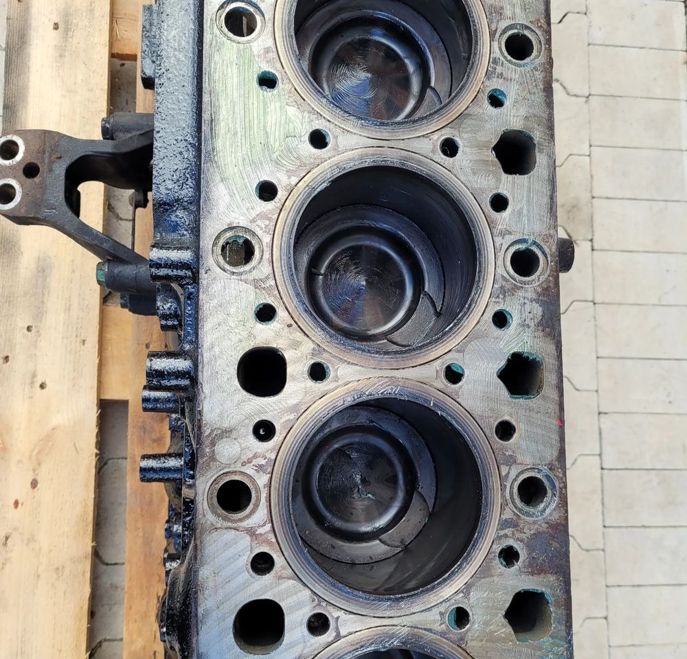 BLOK SILNIKA MERCEDES ACTROS MP4 EURO6 R471 09 - المحرك - شاحنة: صور 4 BLOK SILNIKA MERCEDES ACTROS MP4 EURO6 R471 09 - المحرك - شاحنة: صور 4