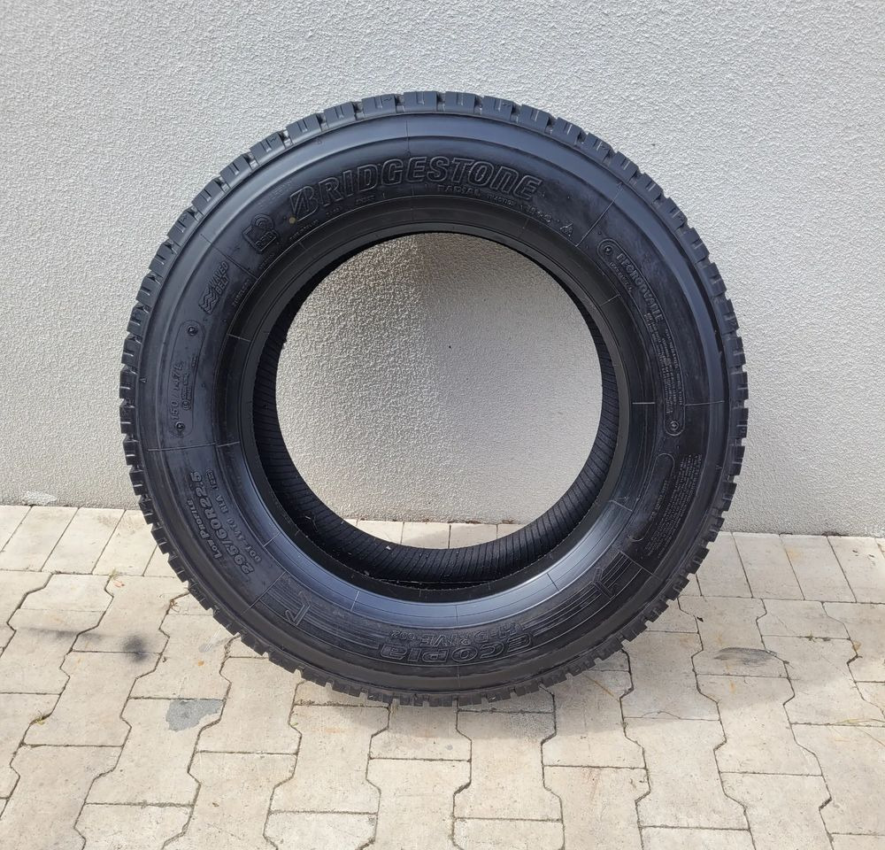 BRIDGESTON ECOPIA H DRIVE 295/60R22.5 2023R - الإطارات - شاحنة: صور 1 BRIDGESTON ECOPIA H DRIVE 295/60R22.5 2023R - الإطارات - شاحنة: صور 1