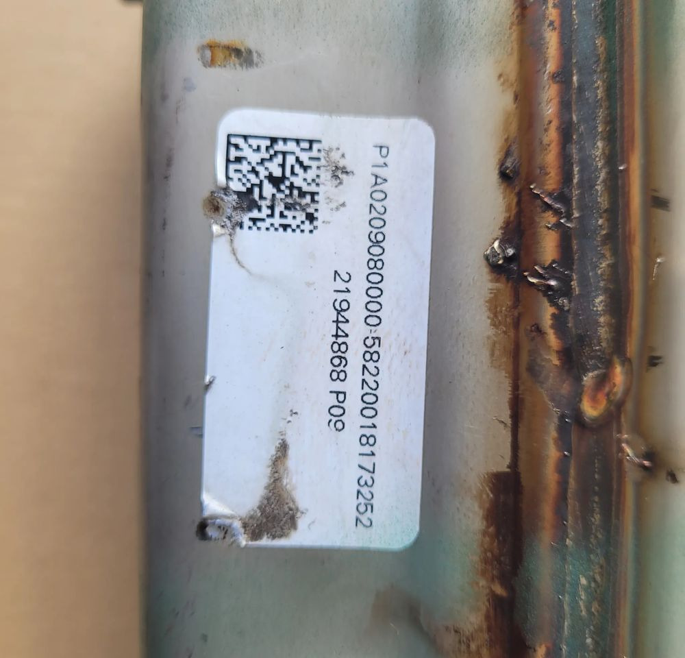 CHŁODNICA EGR VOLVO 21944868 P09 CHWALIM116 - مبرد EGR - شاحنة: صور 4 CHŁODNICA EGR VOLVO 21944868 P09 CHWALIM116 - مبرد EGR - شاحنة: صور 4