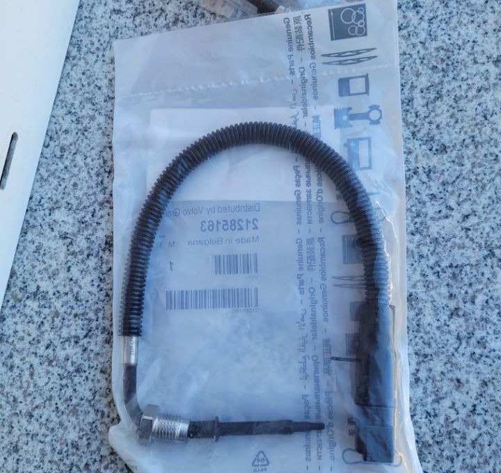 CZUJNIK TEMPERATURY VOLVO FH NOWY ORYGINAŁ OM 21285163 - مِکشاف - شاحنة: صور 1 CZUJNIK TEMPERATURY VOLVO FH NOWY ORYGINAŁ OM 21285163 - مِکشاف - شاحنة: صور 1