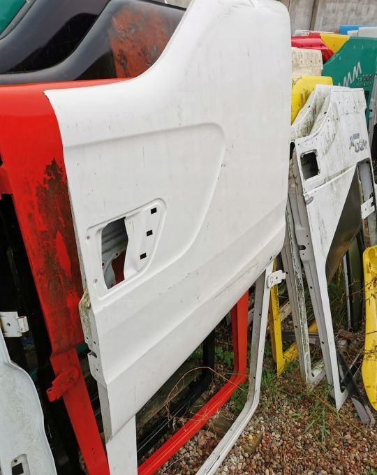 DRZWI SCANIA R XPI LEWE - باب و قطع الغيار - شاحنة: صور 2 DRZWI SCANIA R XPI LEWE - باب و قطع الغيار - شاحنة: صور 2