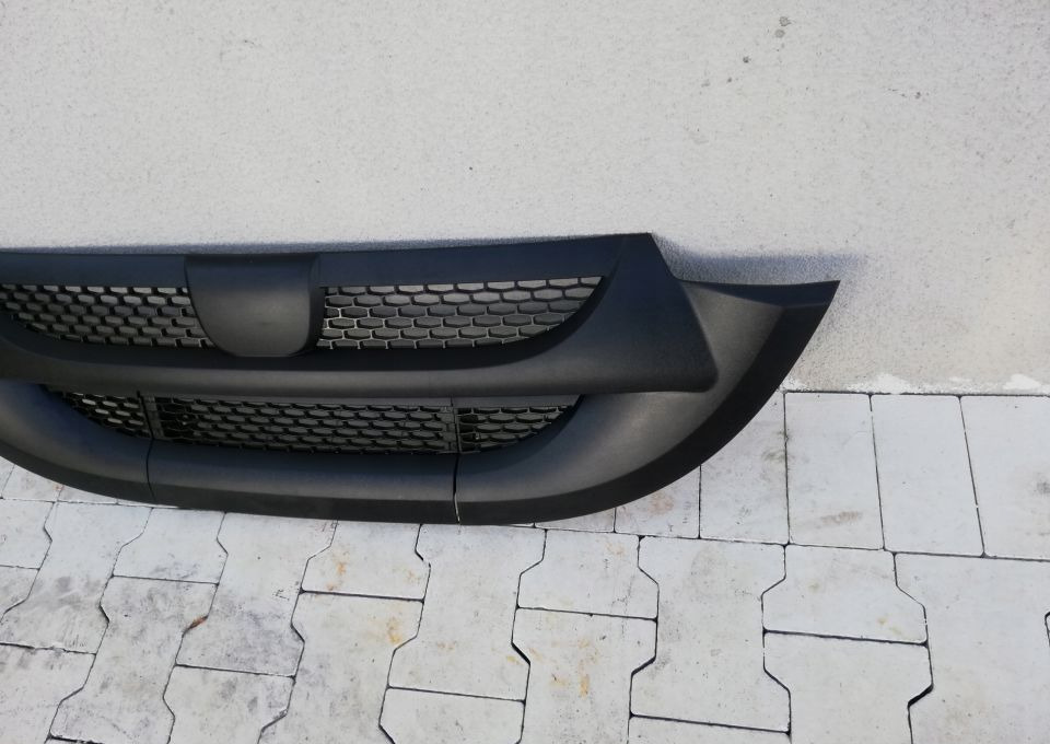 GRILL ATRAPA DAF LF NOWY ORYGINAŁ EURO6 - جلوپنجره - شاحنة: صور 3 GRILL ATRAPA DAF LF NOWY ORYGINAŁ EURO6 - جلوپنجره - شاحنة: صور 3
