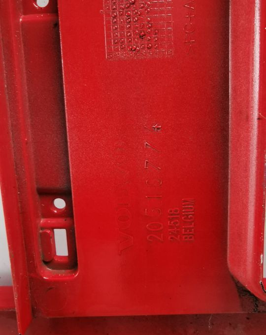 GRILL ATRAPA VOLVO Fh12 ORYGINAŁ - جلوپنجره - شاحنة: صور 4 GRILL ATRAPA VOLVO Fh12 ORYGINAŁ - جلوپنجره - شاحنة: صور 4