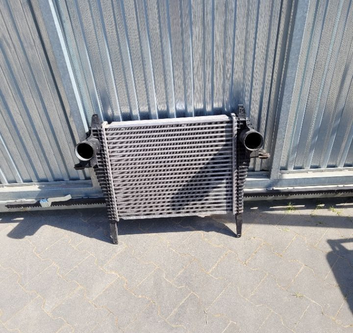 INTERCOOLER IVECO EUROCARGO E6. 504289364 - نظام التبريد - شاحنة: صور 1 INTERCOOLER IVECO EUROCARGO E6. 504289364 - نظام التبريد - شاحنة: صور 1