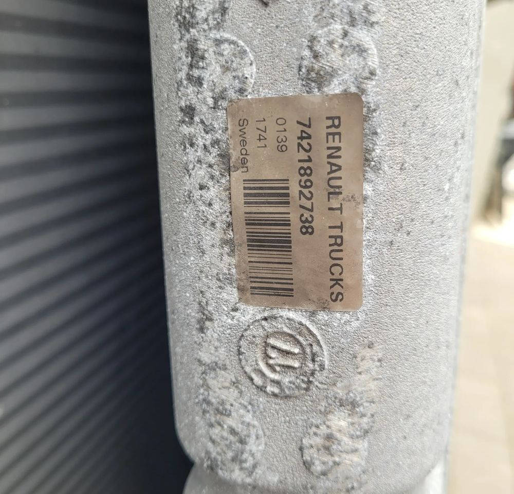 INTERCOOLER RENAULT GAMA T ORYGINAL SZCZELNA 7421892738 CHWALIM116 - المبرد - شاحنة: صور 3 INTERCOOLER RENAULT GAMA T ORYGINAL SZCZELNA 7421892738 CHWALIM116 - المبرد - شاحنة: صور 3