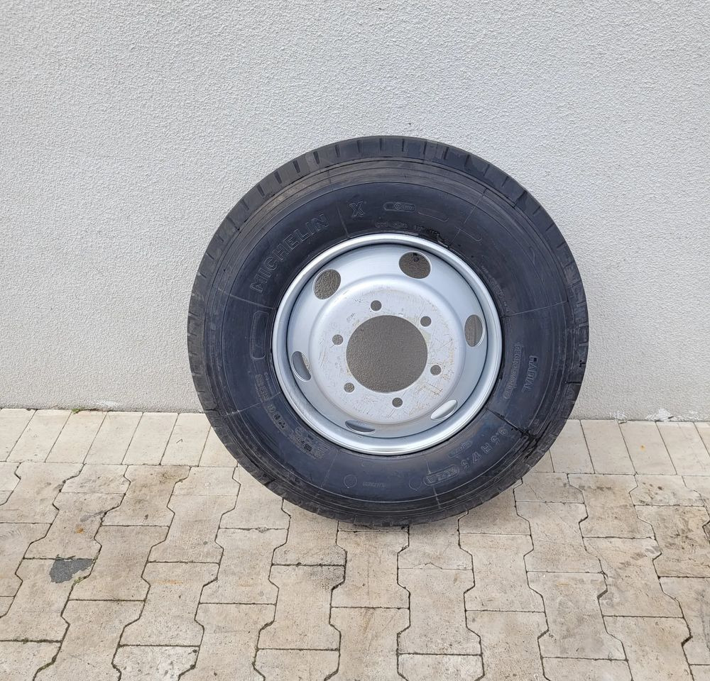 KOŁO 9.5 R 17.5 XZA MICHELIN - الإطارات والجنوط - شاحنة: صور 1 KOŁO 9.5 R 17.5 XZA MICHELIN - الإطارات والجنوط - شاحنة: صور 1