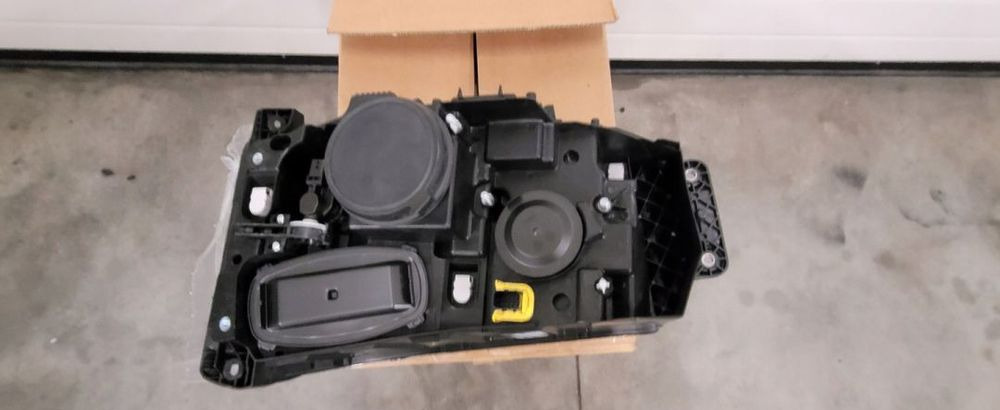 LAMPA RENAULT RANGE T NOWY ORYGINAŁ LEWA - كشافات - شاحنة: صور 2 LAMPA RENAULT RANGE T NOWY ORYGINAŁ LEWA - كشافات - شاحنة: صور 2