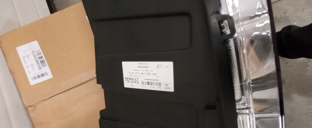 LAMPA RENAULT RANGE T NOWY ORYGINAŁ LEWA - كشافات - شاحنة: صور 3 LAMPA RENAULT RANGE T NOWY ORYGINAŁ LEWA - كشافات - شاحنة: صور 3