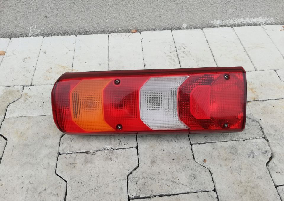 LAMPA TYLNA MERCEDES ACTROS MP4 - الضوء الخلفي - شاحنة: صور 1 LAMPA TYLNA MERCEDES ACTROS MP4 - الضوء الخلفي - شاحنة: صور 1
