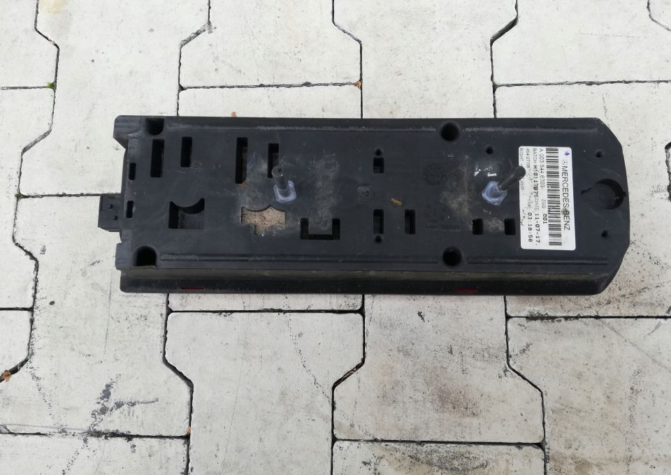 LAMPA TYLNA MERCEDES ACTROS MP4 - الضوء الخلفي - شاحنة: صور 2 LAMPA TYLNA MERCEDES ACTROS MP4 - الضوء الخلفي - شاحنة: صور 2