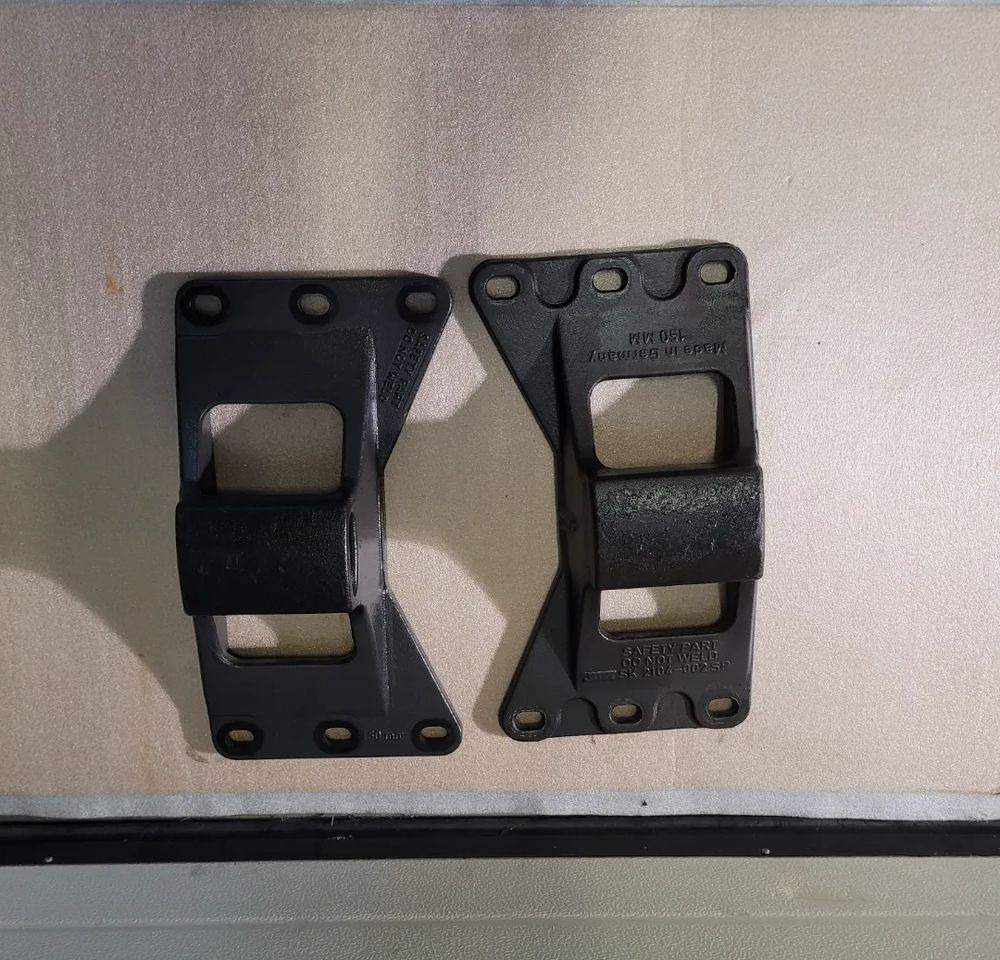 ŁAPY JOST MOCOWANIE SIODŁA 150MM - عجلة الخامسة - شاحنة: صور 1 ŁAPY JOST MOCOWANIE SIODŁA 150MM - عجلة الخامسة - شاحنة: صور 1