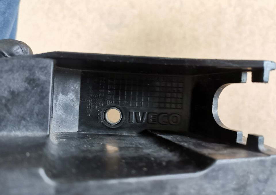 LEWAREK BIEGÓW WYBIERAK IVECO DAILY 5B. - عتلة تبديل السرعة - الشاحنات الصغيرة: صور 2 LEWAREK BIEGÓW WYBIERAK IVECO DAILY 5B. - عتلة تبديل السرعة - الشاحنات الصغيرة: صور 2