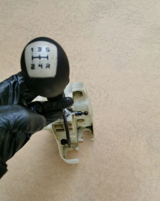 LEWAREK BIEGÓW WYBIERAK IVECO DAILY 5B. - عتلة تبديل السرعة - الشاحنات الصغيرة: صور 1 LEWAREK BIEGÓW WYBIERAK IVECO DAILY 5B. - عتلة تبديل السرعة - الشاحنات الصغيرة: صور 1