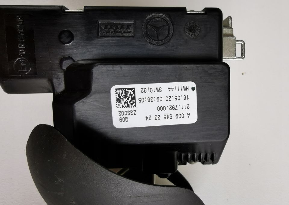 MANETKA BIEGÓW MERCEDES ACTROS MP4 A009 545 23 24 - عتلة تبديل السرعة - شاحنة: صور 3 MANETKA BIEGÓW MERCEDES ACTROS MP4 A009 545 23 24 - عتلة تبديل السرعة - شاحنة: صور 3