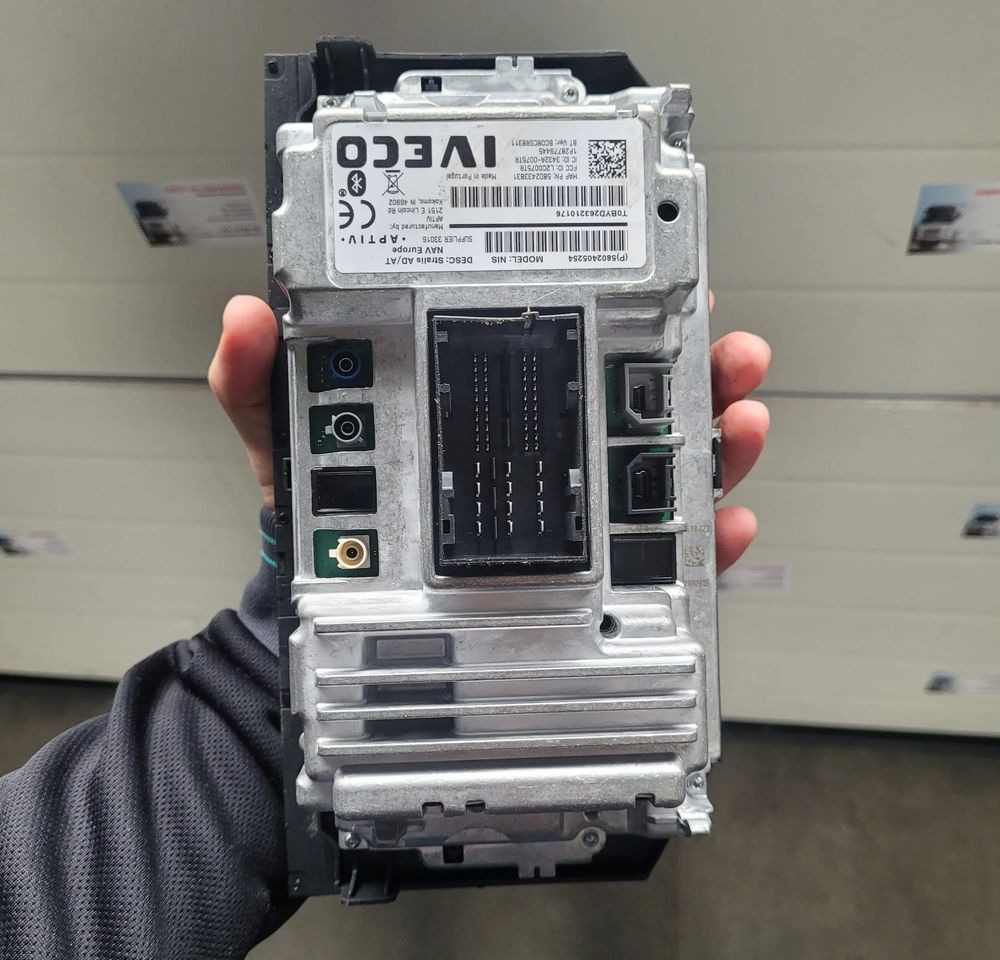 RADIO NAWIGACJA IVECO STRALIS 5802405254 - نظم الملاحة - شاحنة: صور 3 RADIO NAWIGACJA IVECO STRALIS 5802405254 - نظم الملاحة - شاحنة: صور 3