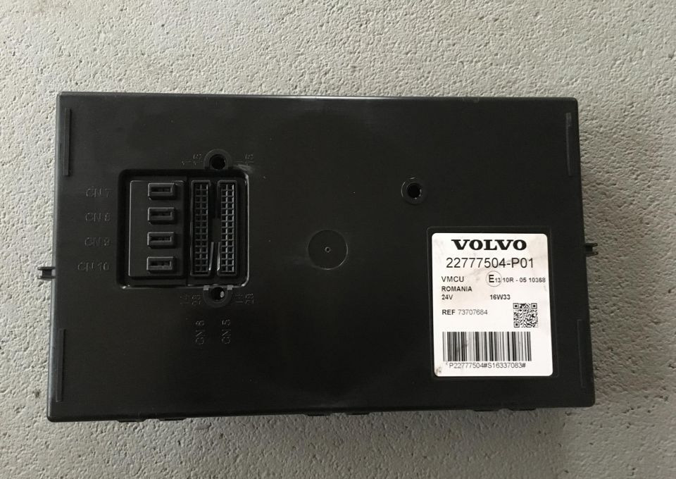 STEROWNIK KOMPUTER VOLVO 73701453 24V VMCU/FRC E13 - كتلة التحكم - شاحنة: صور 1 STEROWNIK KOMPUTER VOLVO 73701453 24V VMCU/FRC E13 - كتلة التحكم - شاحنة: صور 1