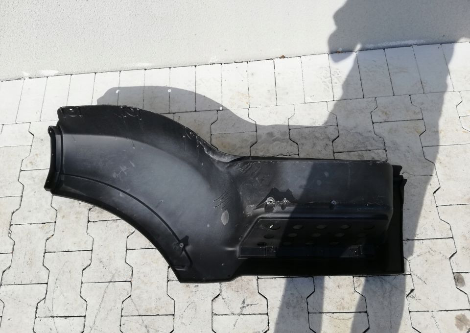 STOPNICA WŁAZ IVECO TRAKKER STRALIS LH. ORYGINAŁ - خطوة جانبية - شاحنة: صور 2 STOPNICA WŁAZ IVECO TRAKKER STRALIS LH. ORYGINAŁ - خطوة جانبية - شاحنة: صور 2