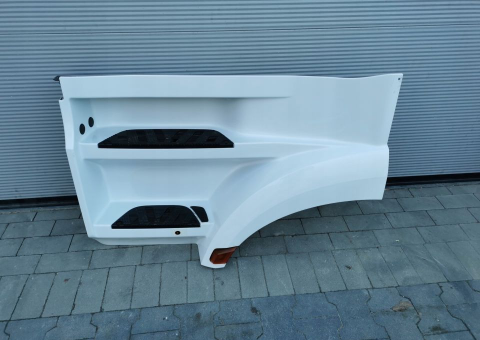 STOPNICA WŁAZ MERCEDES ACTROS MP4 A9606664103 - خطوة جانبية - شاحنة: صور 1 STOPNICA WŁAZ MERCEDES ACTROS MP4 A9606664103 - خطوة جانبية - شاحنة: صور 1