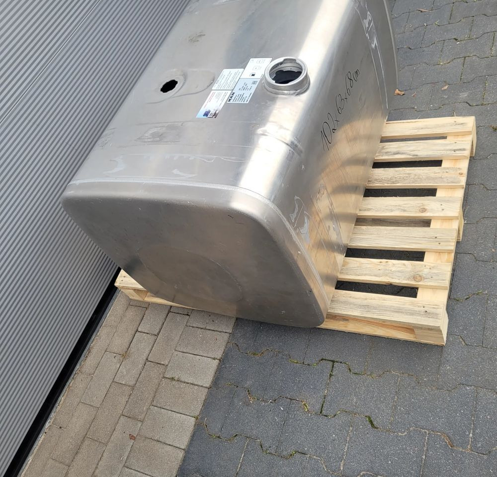 ZBIORNIK PALIWA MAN TGX TGS 390L 81.1220-6917 102X63X68CM CHWALIM116 - نظام الوقود - شاحنة: صور 3 ZBIORNIK PALIWA MAN TGX TGS 390L 81.1220-6917 102X63X68CM CHWALIM116 - نظام الوقود - شاحنة: صور 3