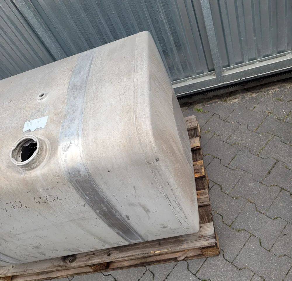 ZBIORNIK PALIWA MAN TGX TGS 450L 105X70X70CM - نظام الوقود - شاحنة: صور 2 ZBIORNIK PALIWA MAN TGX TGS 450L 105X70X70CM - نظام الوقود - شاحنة: صور 2