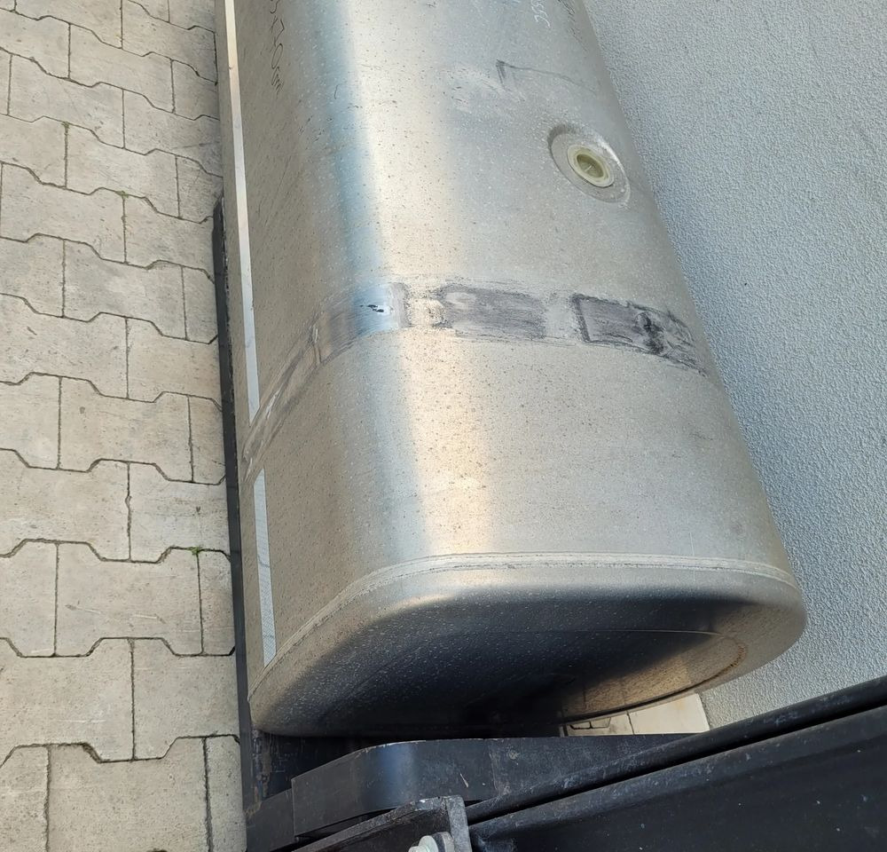 ZBIORNIK PALIWA VOLVO FH4 170X53X70 LOW DECK 540l - خزان وقود - شاحنة: صور 2 ZBIORNIK PALIWA VOLVO FH4 170X53X70 LOW DECK 540l - خزان وقود - شاحنة: صور 2