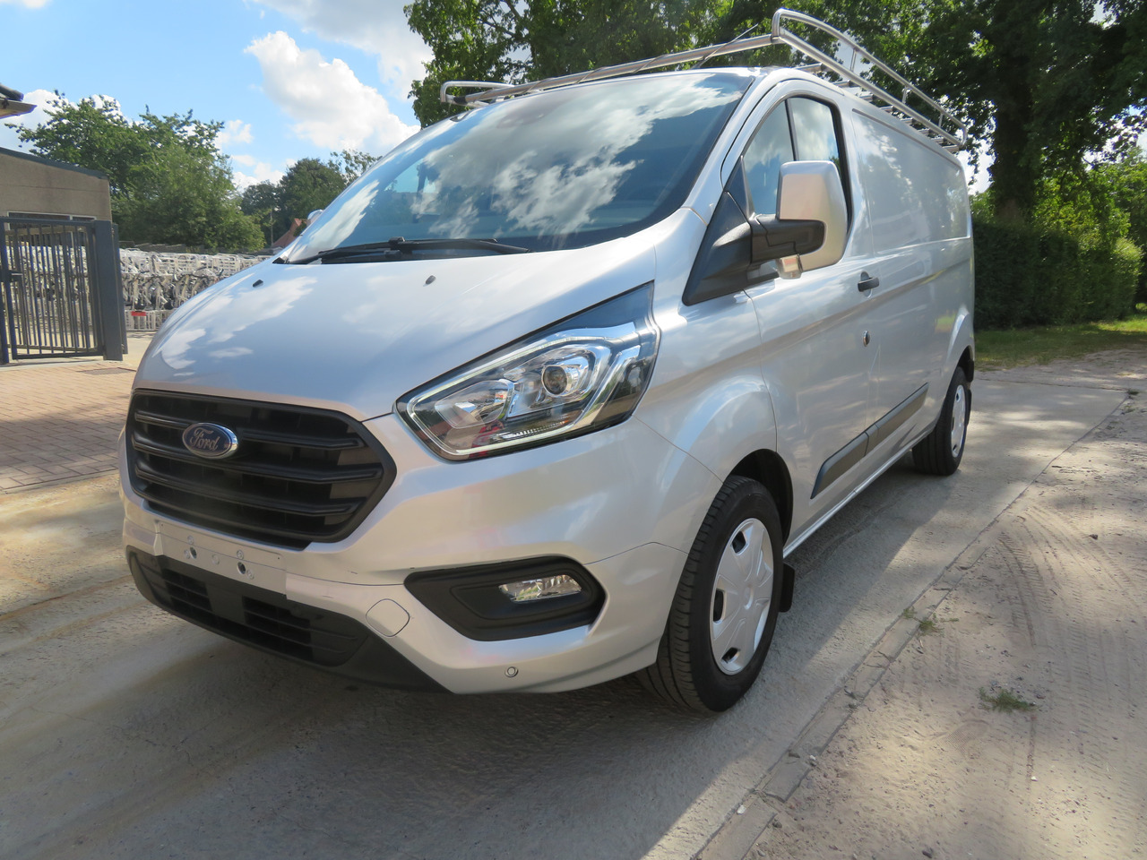 Ford Transit Custom 2.0tdci TREND - فان المدمجة: صور 3 Ford Transit Custom 2.0tdci TREND - فان المدمجة: صور 3