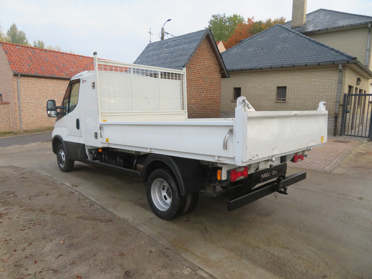 Iveco Daily 35C16 3.0 - L2 - Kipper - قلاب صغير: صور 5 Iveco Daily 35C16 3.0 - L2 - Kipper - قلاب صغير: صور 5