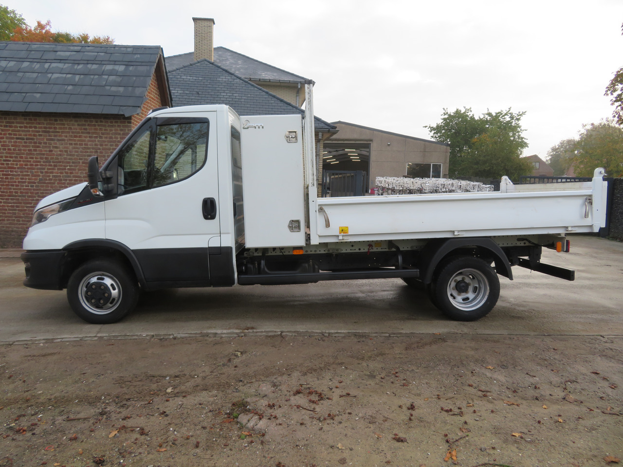 Iveco Daily 35C16 3.0 - L2 - Kipper - قلاب صغير: صور 4 Iveco Daily 35C16 3.0 - L2 - Kipper - قلاب صغير: صور 4