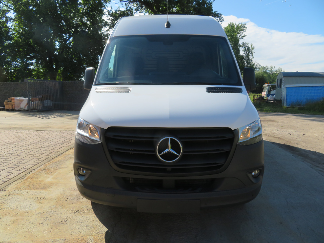 MERCEDES-BENZ Sprinter 317cdi - A2H2 - فان: صور 2 MERCEDES-BENZ Sprinter 317cdi - A2H2 - فان: صور 2