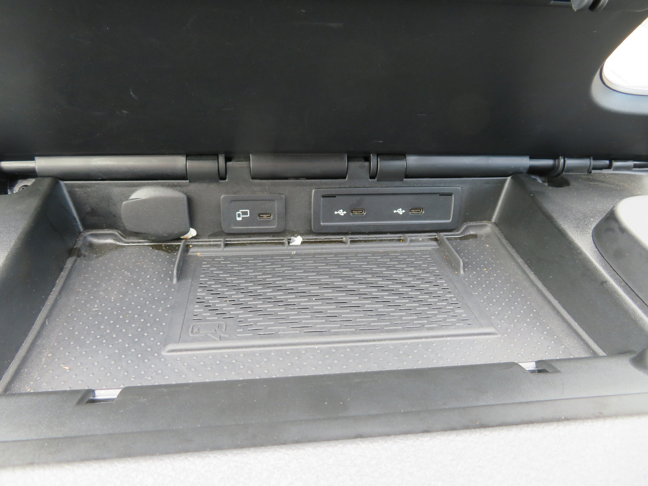 فان جديد Mercedes-Benz Sprinter 317cdi - A3H2: صور 18 فان جديد Mercedes-Benz Sprinter 317cdi - A3H2: صور 18