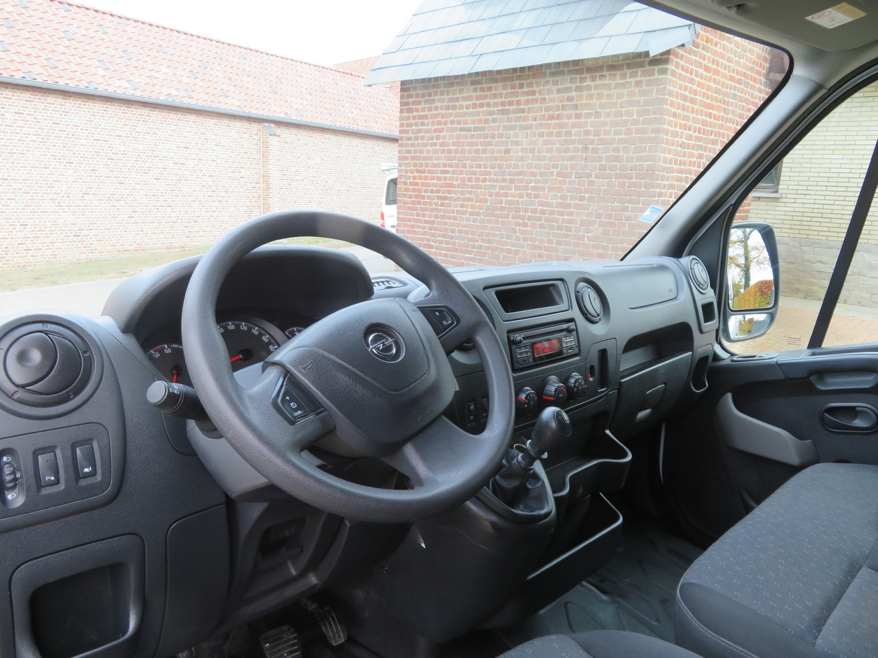 تأجير Opel Movano 2.3 CDTI - L3H2 Opel Movano 2.3 CDTI - L3H2: صور 11 تأجير Opel Movano 2.3 CDTI - L3H2 Opel Movano 2.3 CDTI - L3H2: صور 11