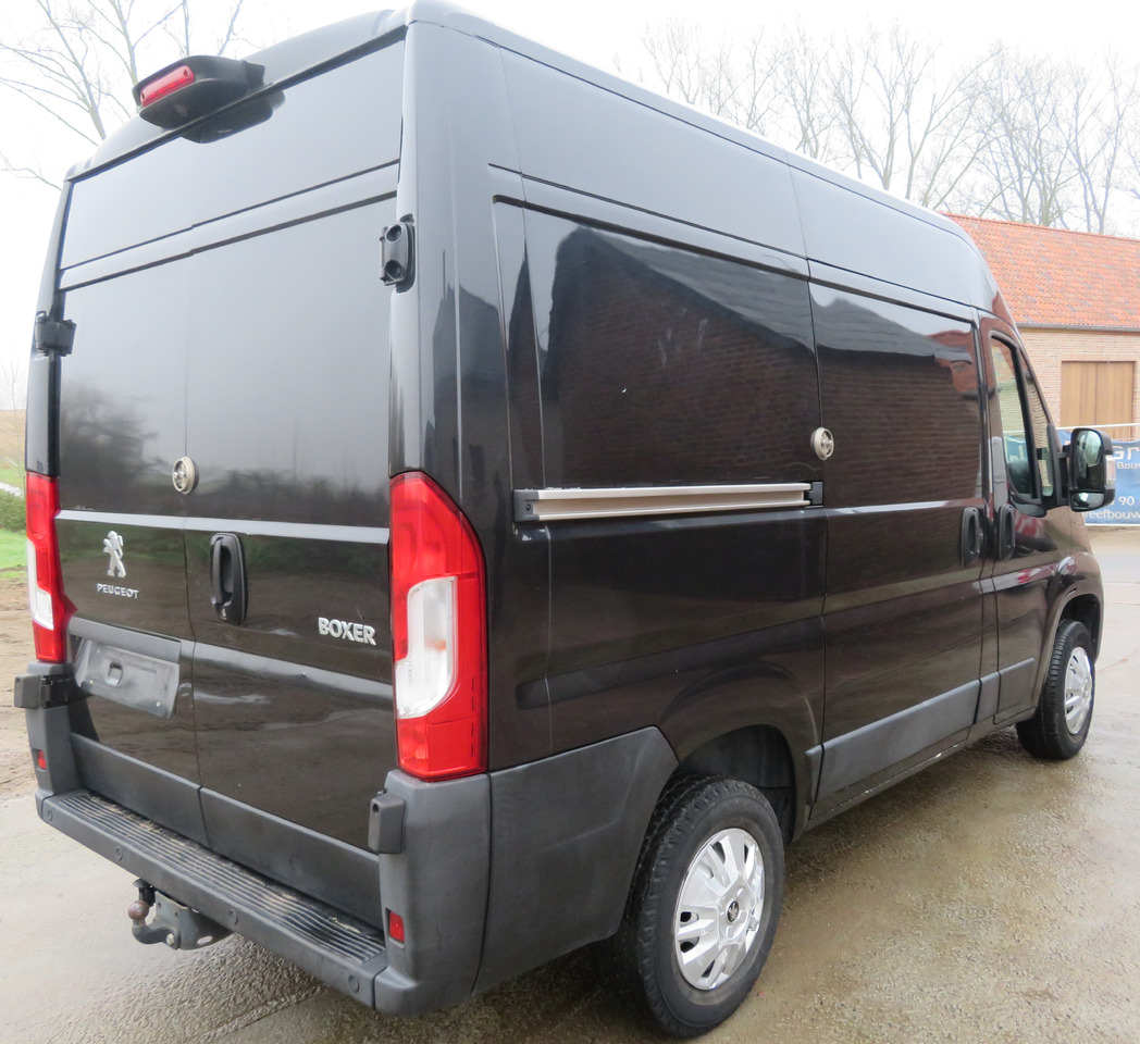 فان المدمجة Peugeot Boxer 2.0blue HDI: صور 7