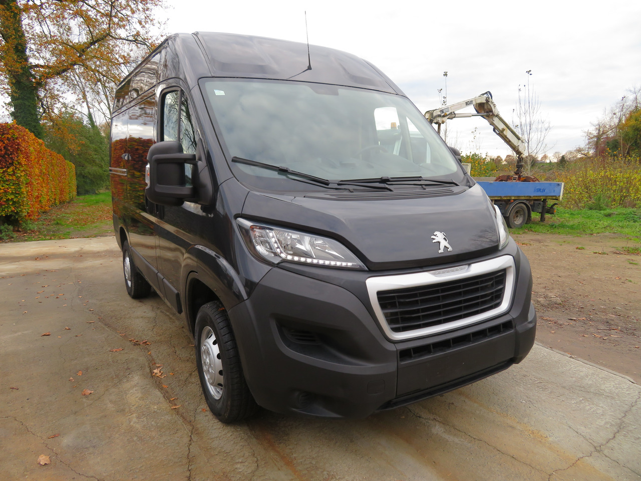 Peugeot Boxer 2.2 BlueHDI L1H2 premium - فان المدمجة: صور 1 Peugeot Boxer 2.2 BlueHDI L1H2 premium - فان المدمجة: صور 1
