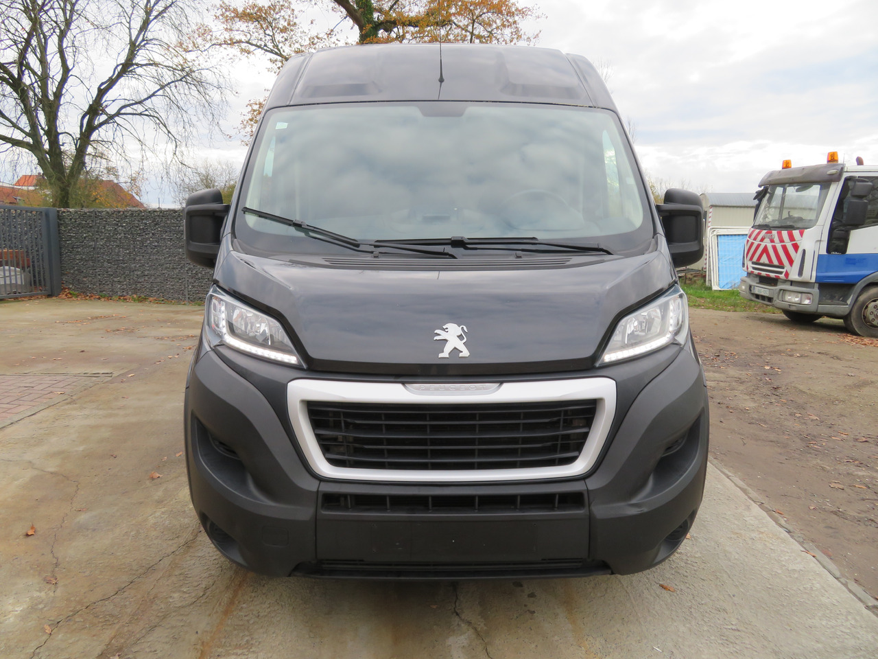 Peugeot Boxer 2.2 BlueHDI L1H2 premium - فان المدمجة: صور 2 Peugeot Boxer 2.2 BlueHDI L1H2 premium - فان المدمجة: صور 2