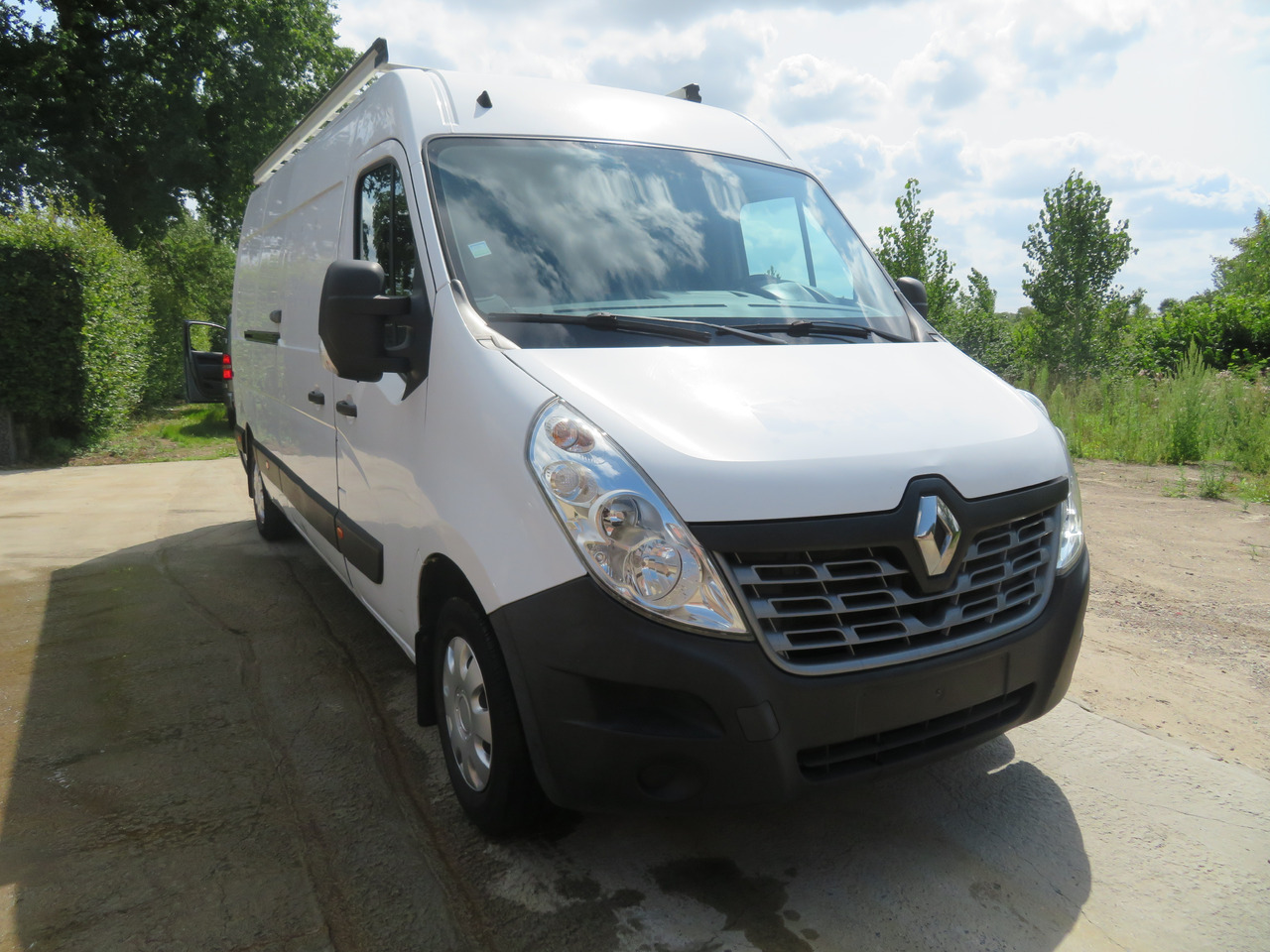 Renault Master 2.3dCi Energy Grand Confort & Media Nav - L3H2 - فان: صور 1 Renault Master 2.3dCi Energy Grand Confort & Media Nav - L3H2 - فان: صور 1