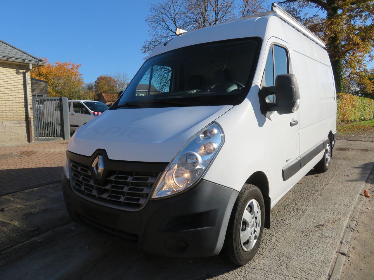 Renault Master 2.3dCi - L2H2 - فان: صور 3 Renault Master 2.3dCi - L2H2 - فان: صور 3