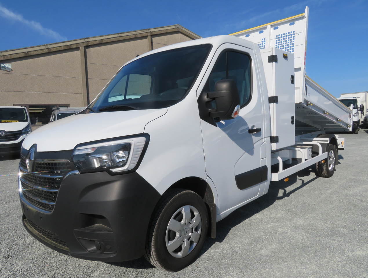 Renault master 2.3dci - L3H1 - Kipper - قلاب صغير: صور 3 Renault master 2.3dci - L3H1 - Kipper - قلاب صغير: صور 3