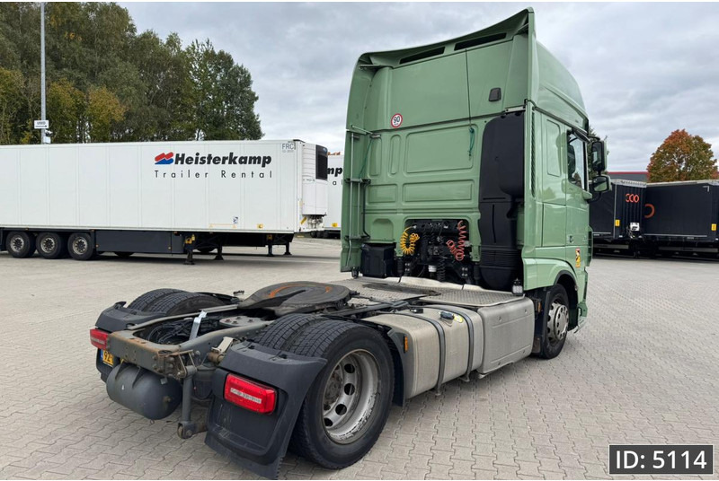 DAF XF 440 SSC, Euro 6, Mega / Standklima / Fridge / 2 Tanks - شاحنة جرار: صور 3 DAF XF 440 SSC, Euro 6, Mega / Standklima / Fridge / 2 Tanks - شاحنة جرار: صور 3