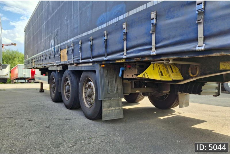 Krone SD / BPW Disk / Huckepack - الخيمة نصف مقطورة: صور 4 Krone SD / BPW Disk / Huckepack - الخيمة نصف مقطورة: صور 4